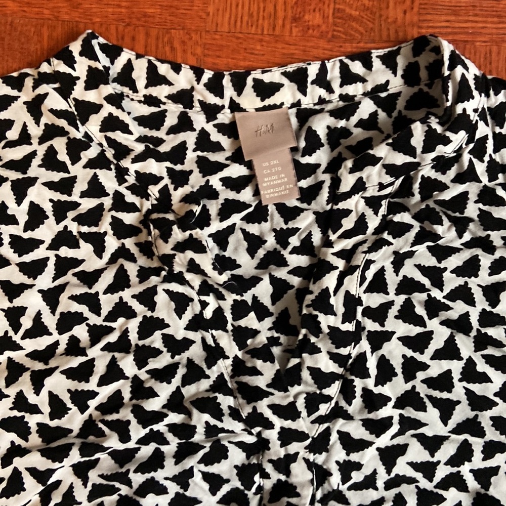 H&M Tunic - Picture 3 of 4